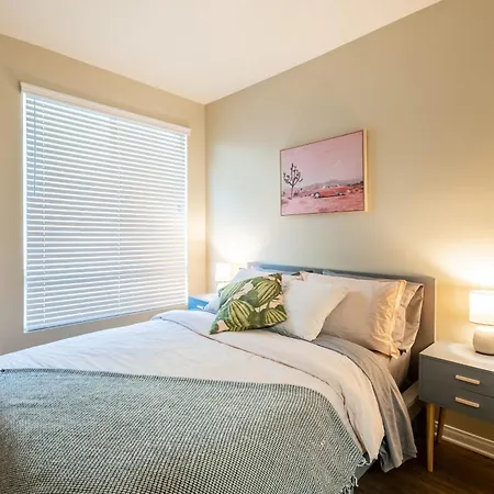 Cozy 1Bd Apt In Mdr! Free Parking And Pool!